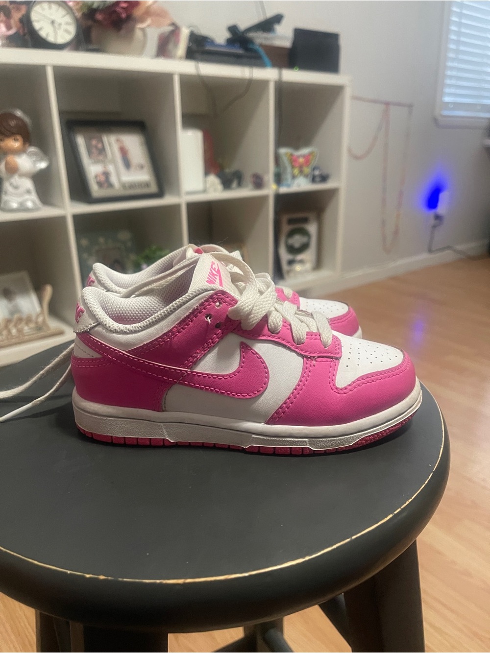 Nike Kids Pink and White Low-Top Sneakers — Classic Swoosh